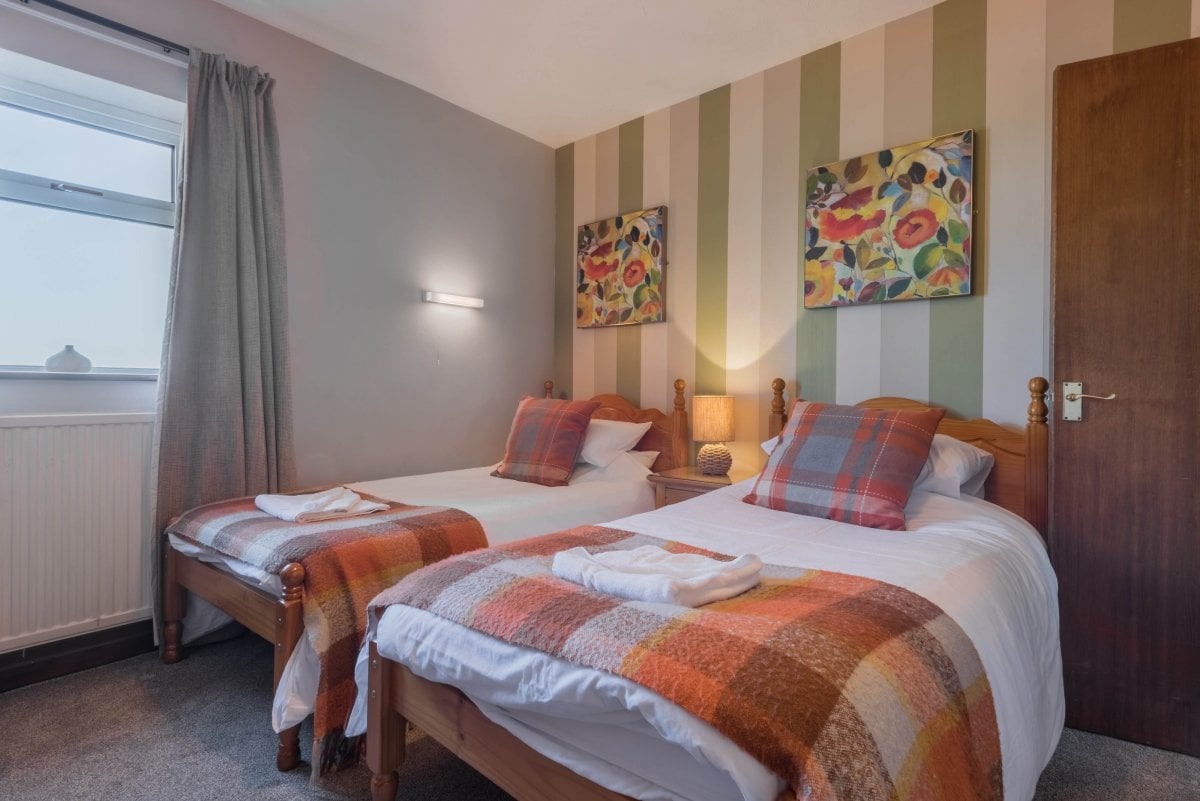 Big White House Large Holiday House in the Lake District